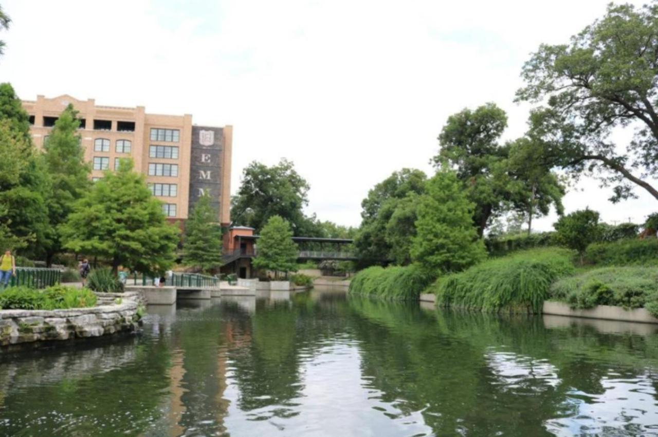 Cozy Downtown 2br/1ba Sleeps 8 Appartement San Antonio