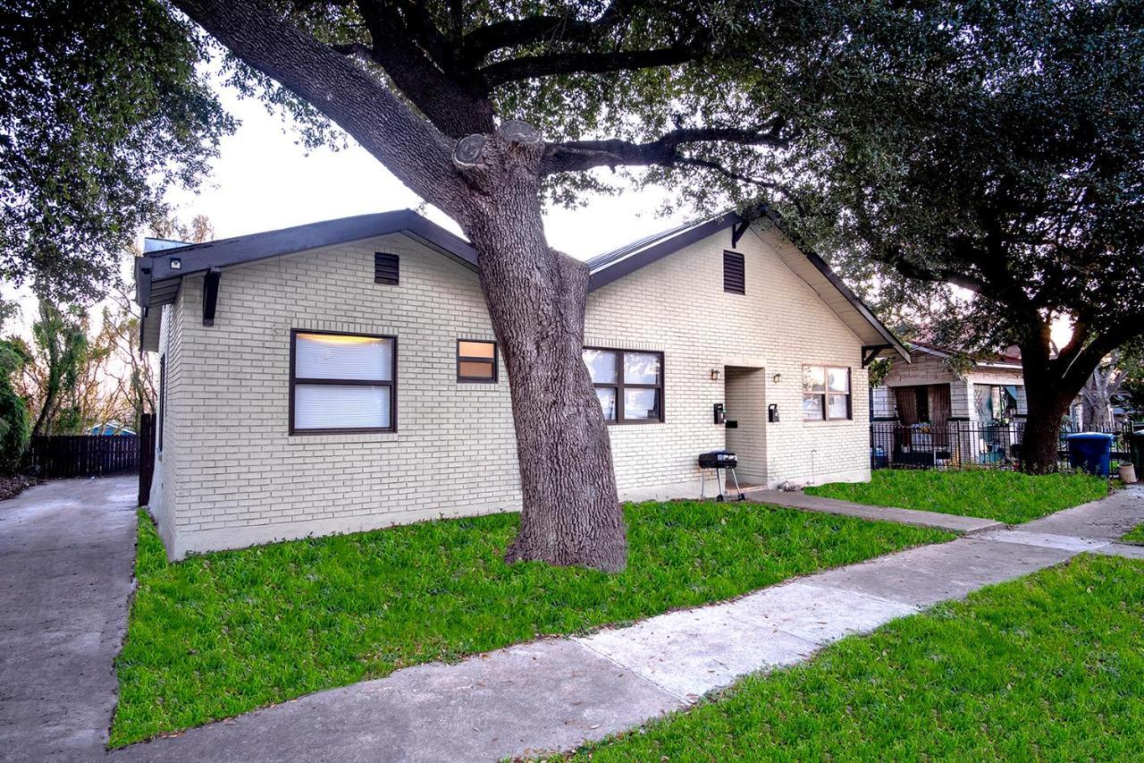 Cozy Downtown 2br/1ba Sleeps 8 Appartement *